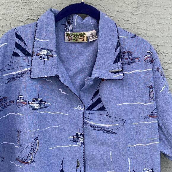 Palm Grove Boats & Lighthouses Sz 2X Button Up - Picture 2 of 15